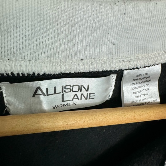 Vintage Red Cardinal Embroidered Allison Lane Sweater Cardigan - Picture 3 of 3